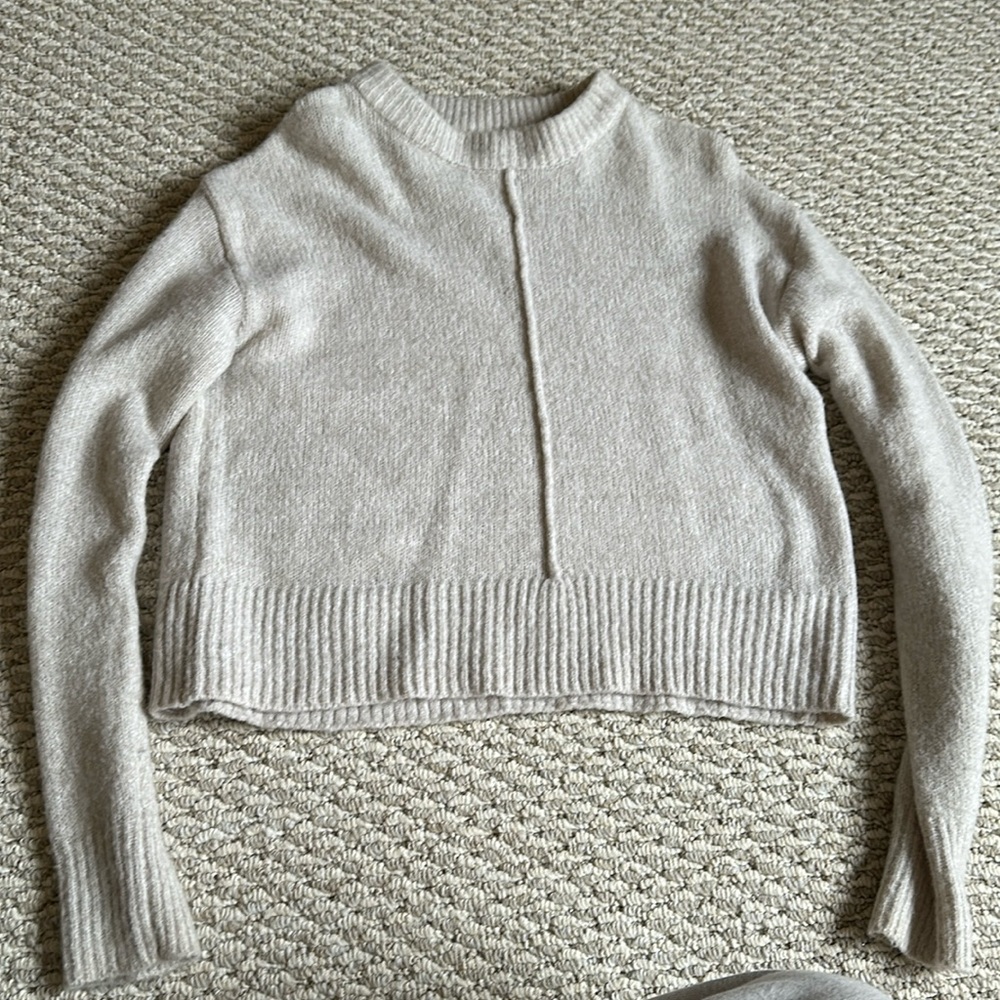 Yet again womens sweater grey sz small